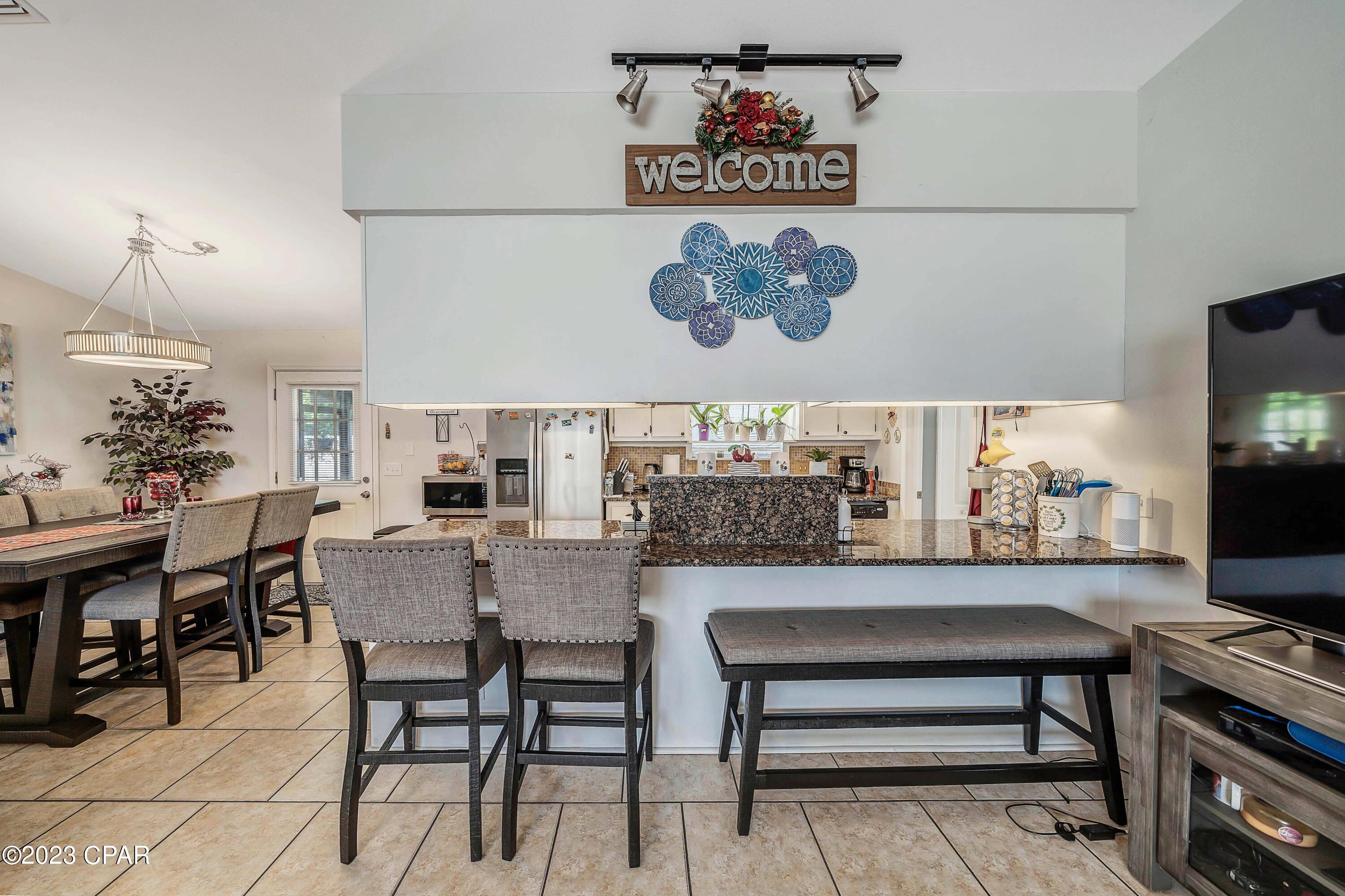 Oswoqnemiq8a7jf9v7llpbuluxaayjnltgryhnlv_jy