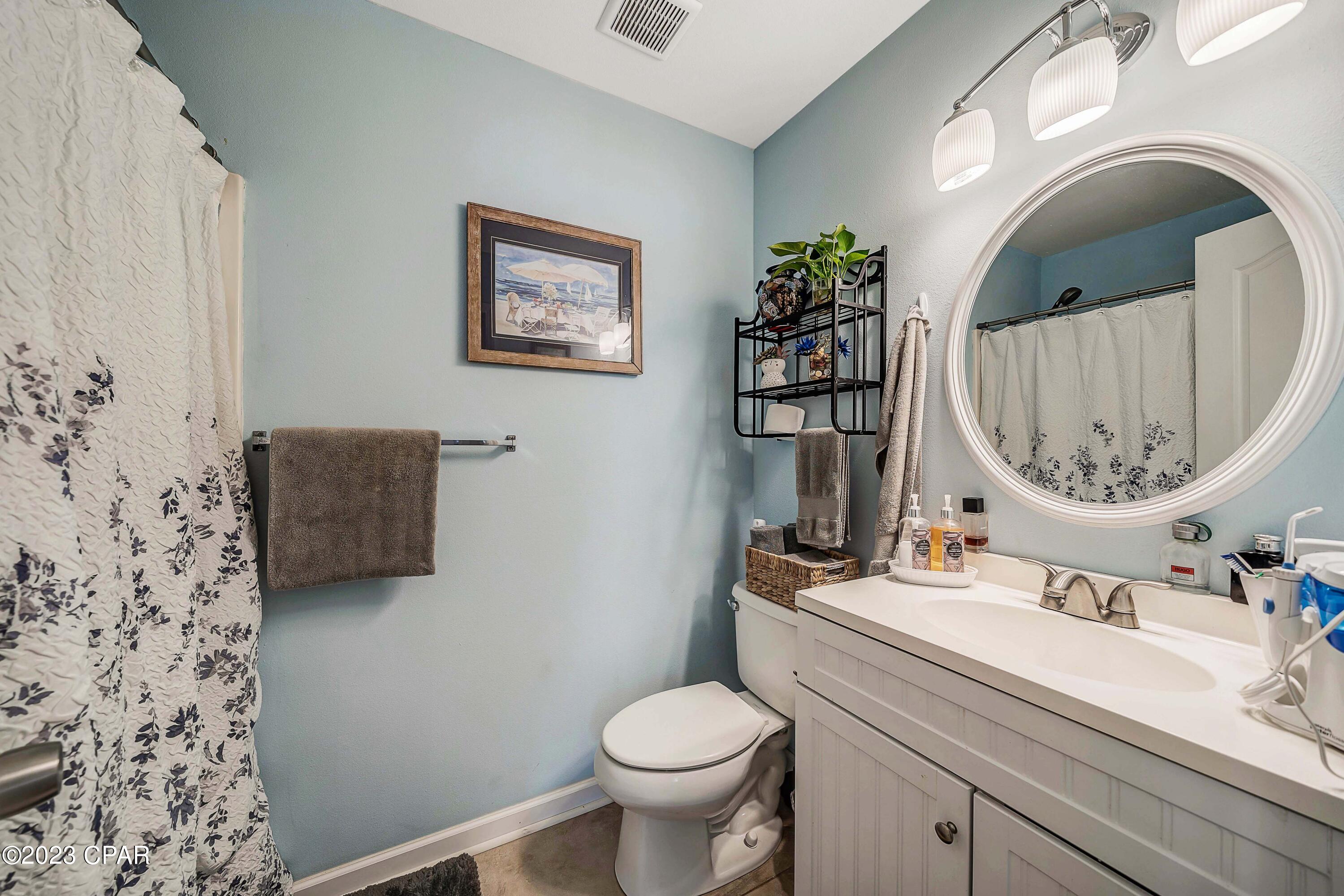 Aco1fiinmvpyhwwyfcua_3urstpfnz1iqkqrqjn4_w8