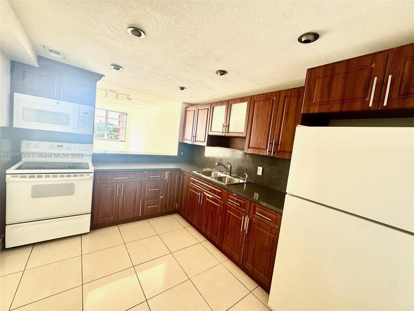 Property photo # 2