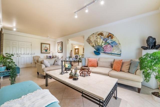 1400 Salzedo St Unit 305, Coral Gables, Florida 33134