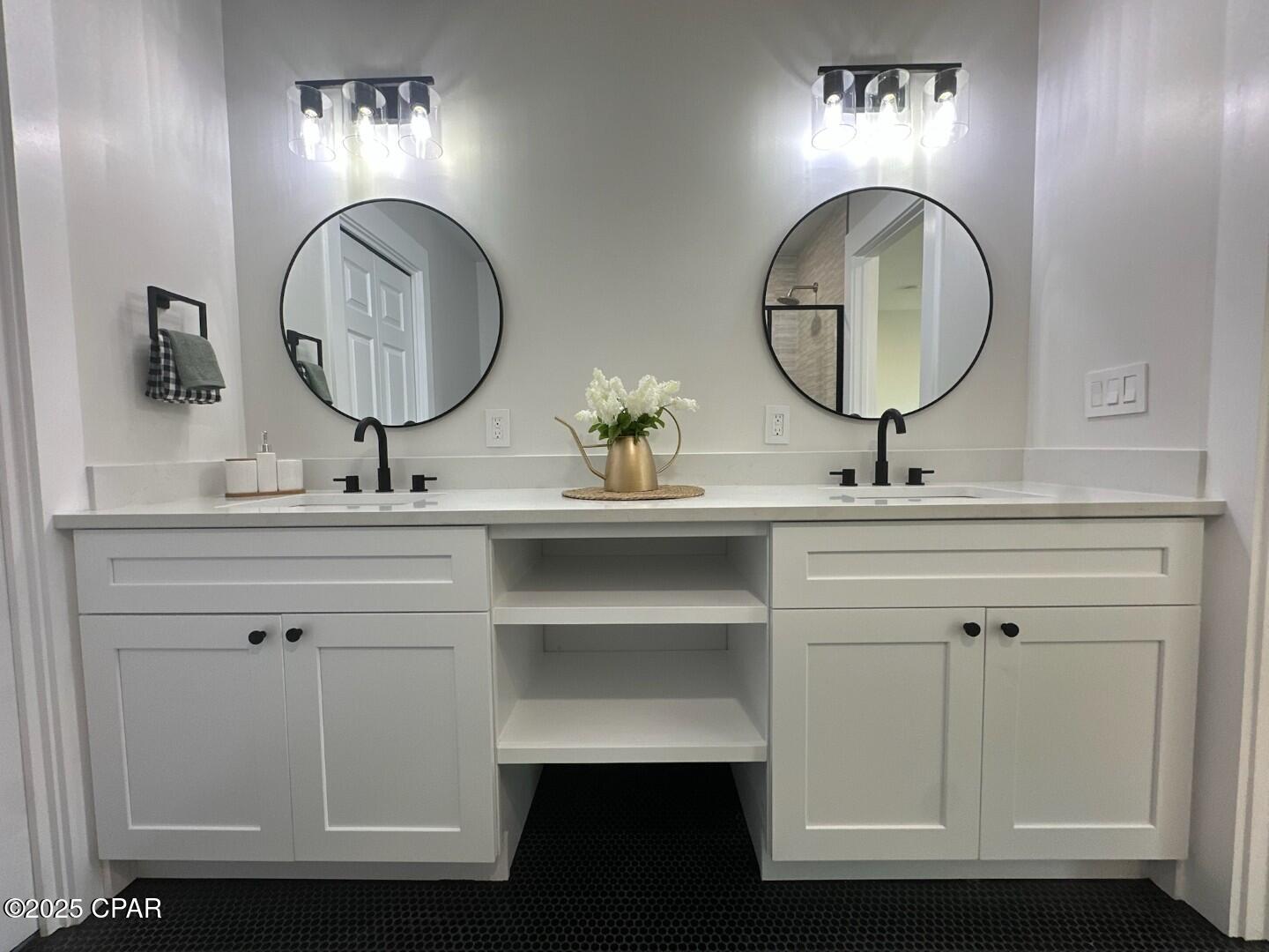 Image 18 For 2402 16th Court