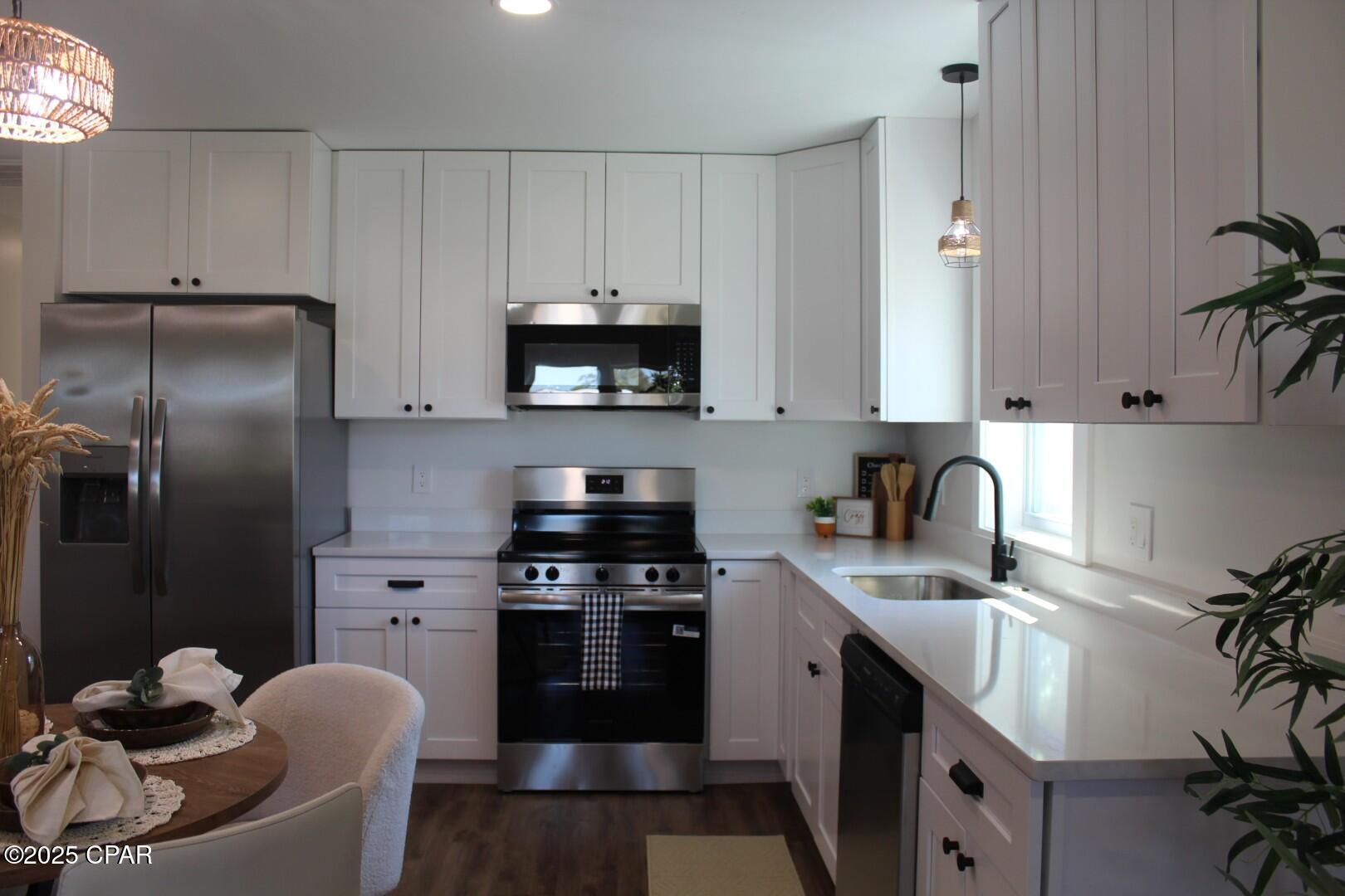 Image 7 For 2402 16th Court