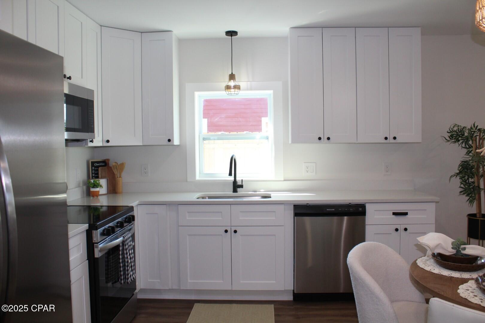 Image 9 For 2402 16th Court