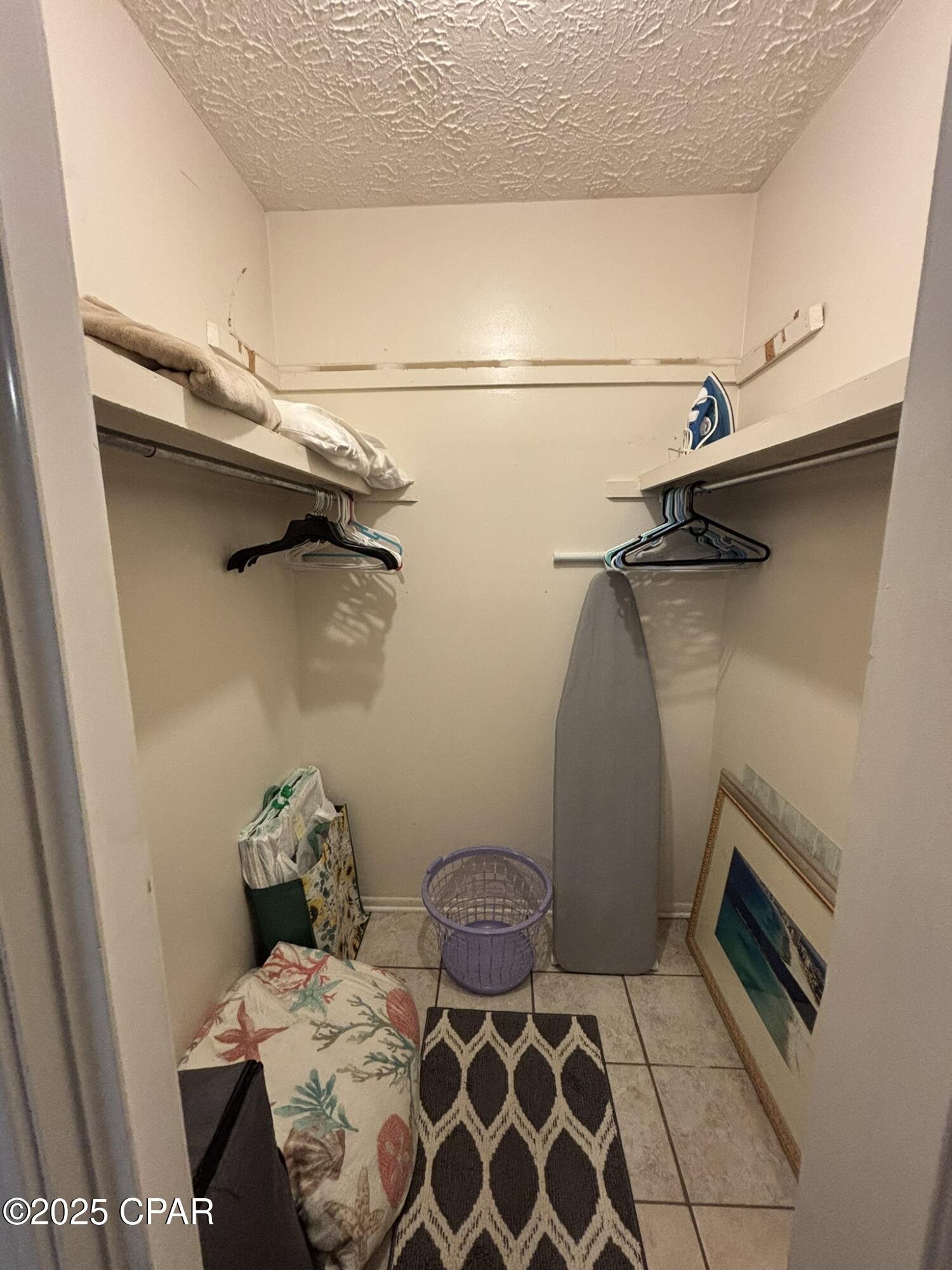 Kv_njfgphryf6ez6 7ffmg4inp04gx6y9hm7w2axo3e