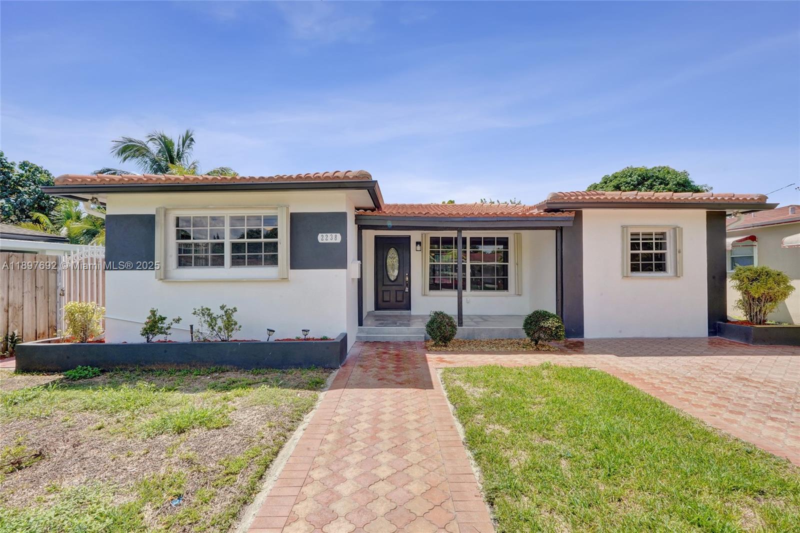 Property photo # 0