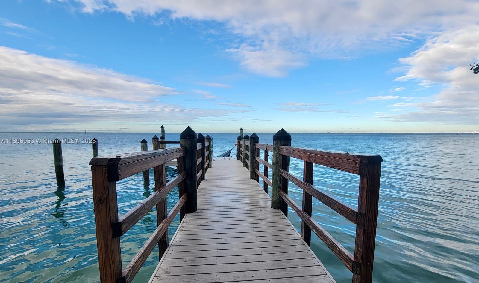 640 Mashta Dr, Key Biscayne, Florida 33149