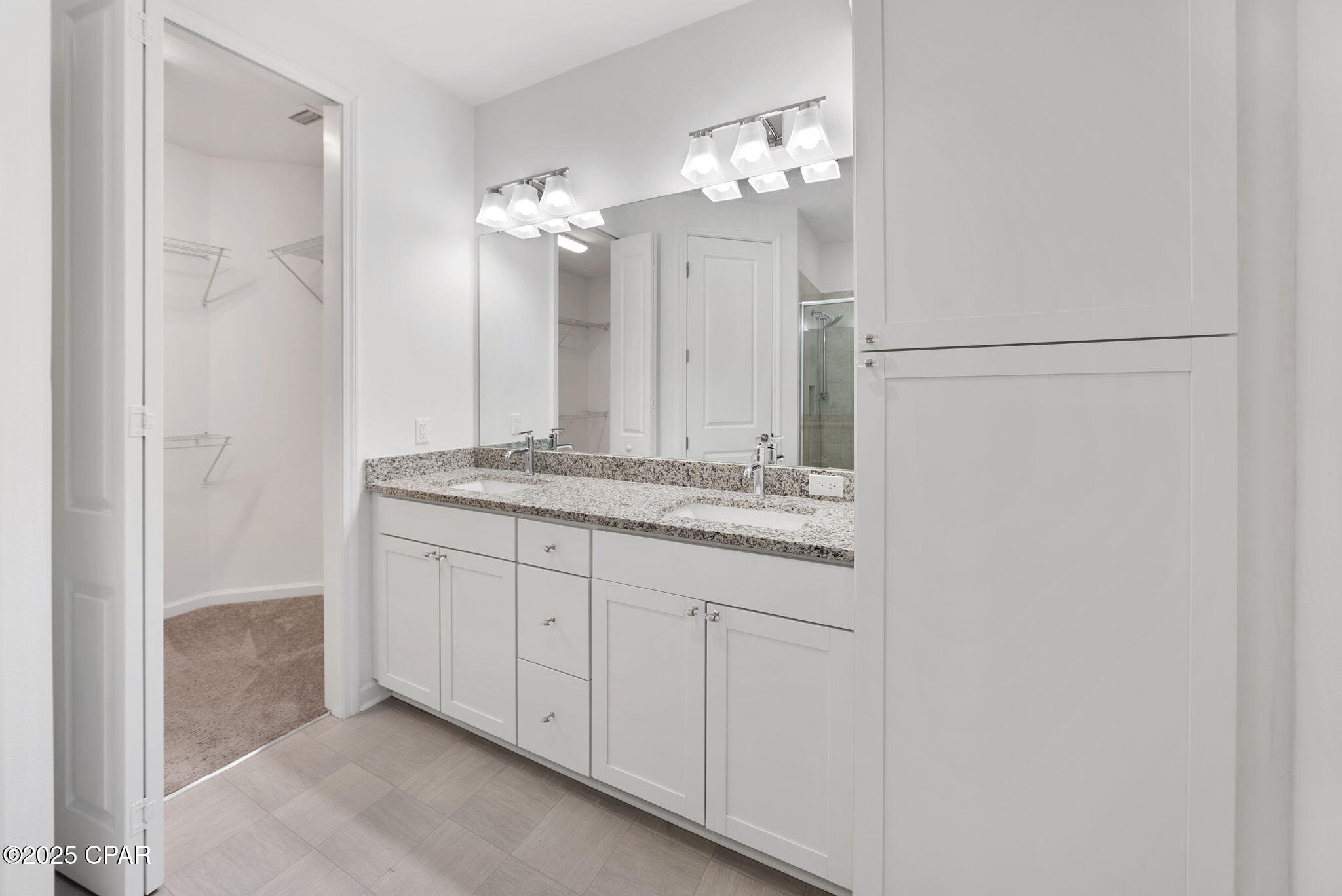 Ujljkyw55xpoozw4deyrleb2tojw30suskihcgjaqbc