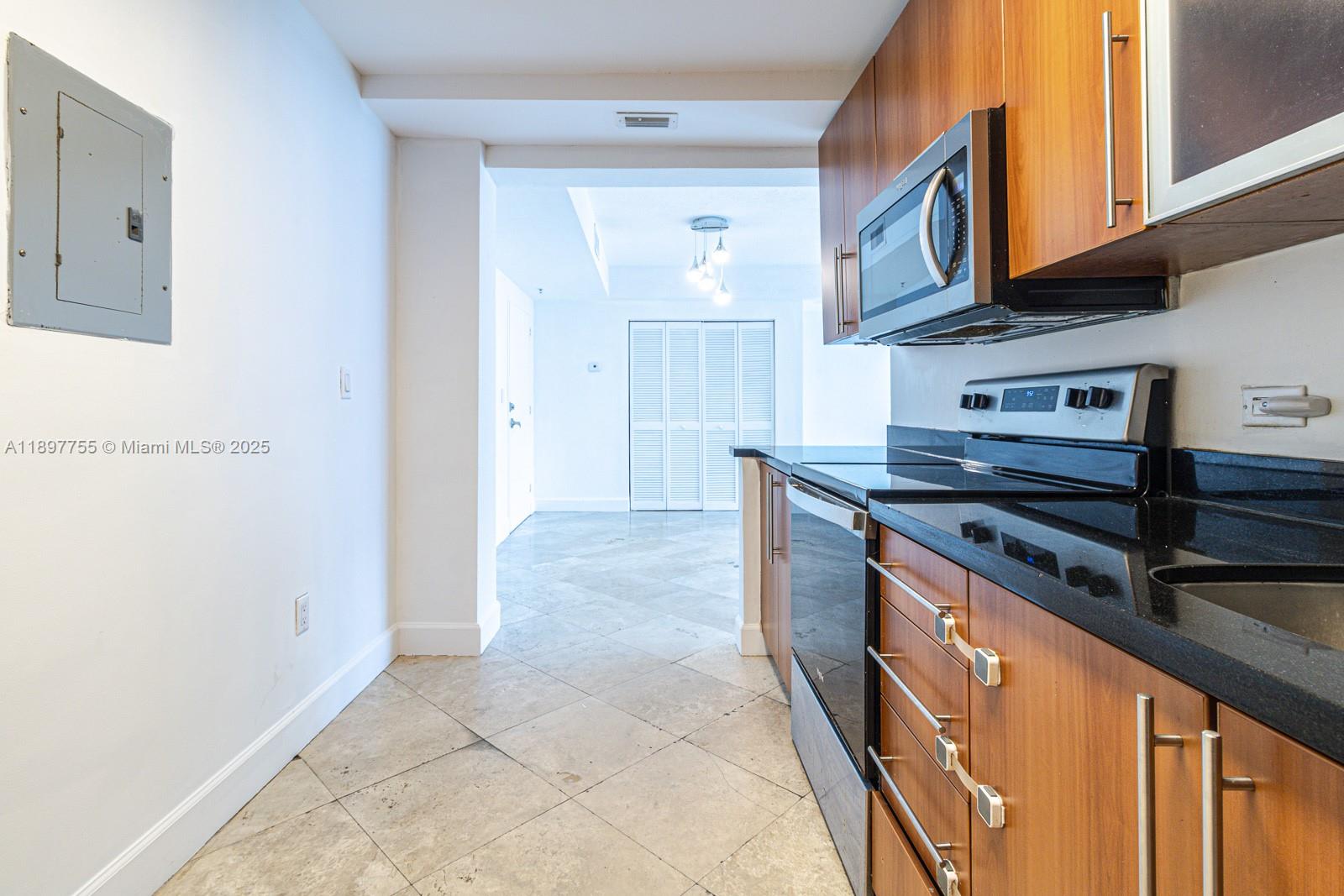 Property photo # 2