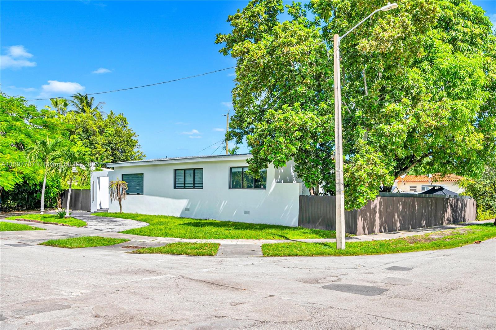 Coral Way Village Sec A P