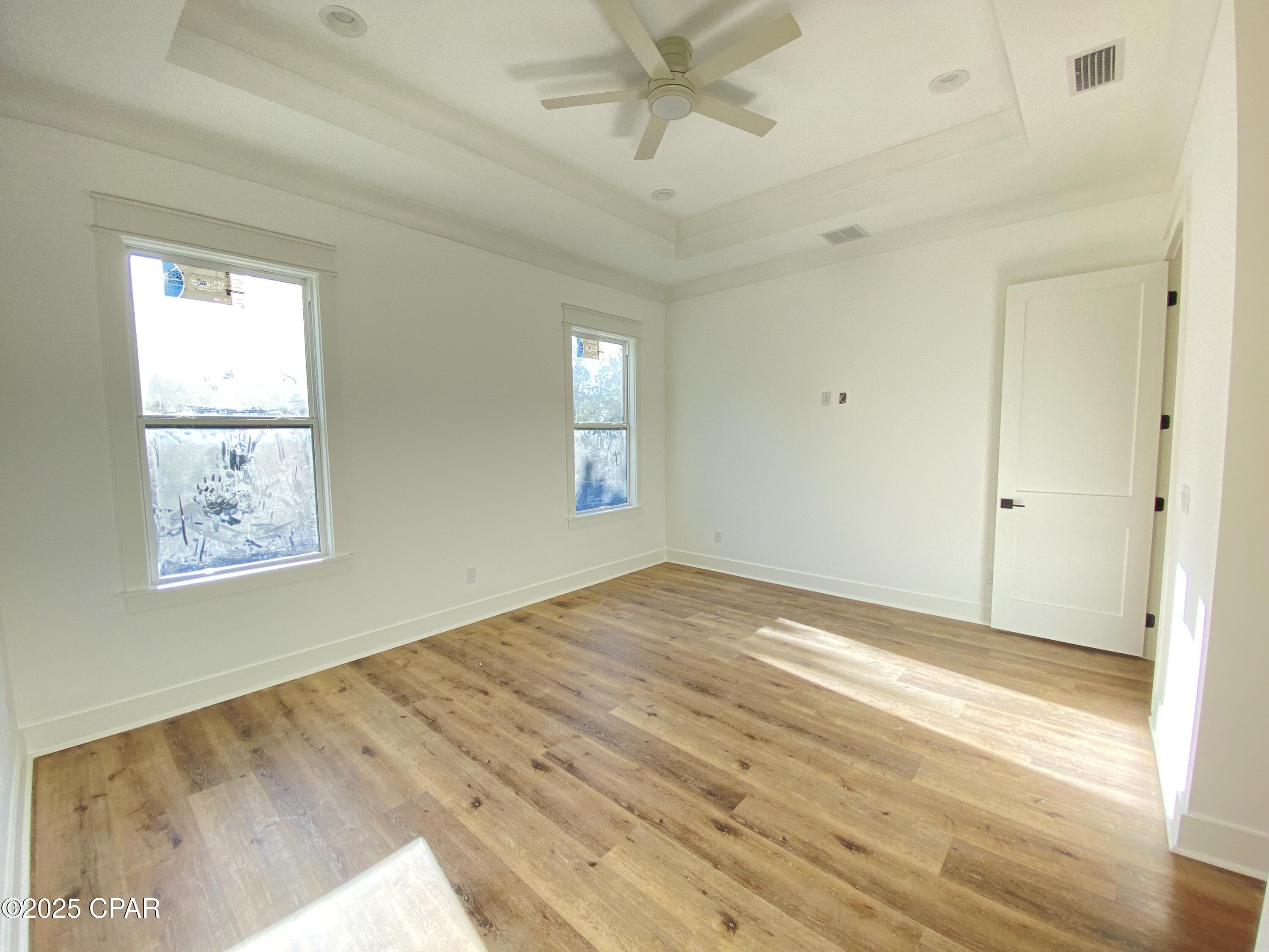 Qyeiaxae2c7cjwnftarjodkg_hjzurb0het95y2yxug