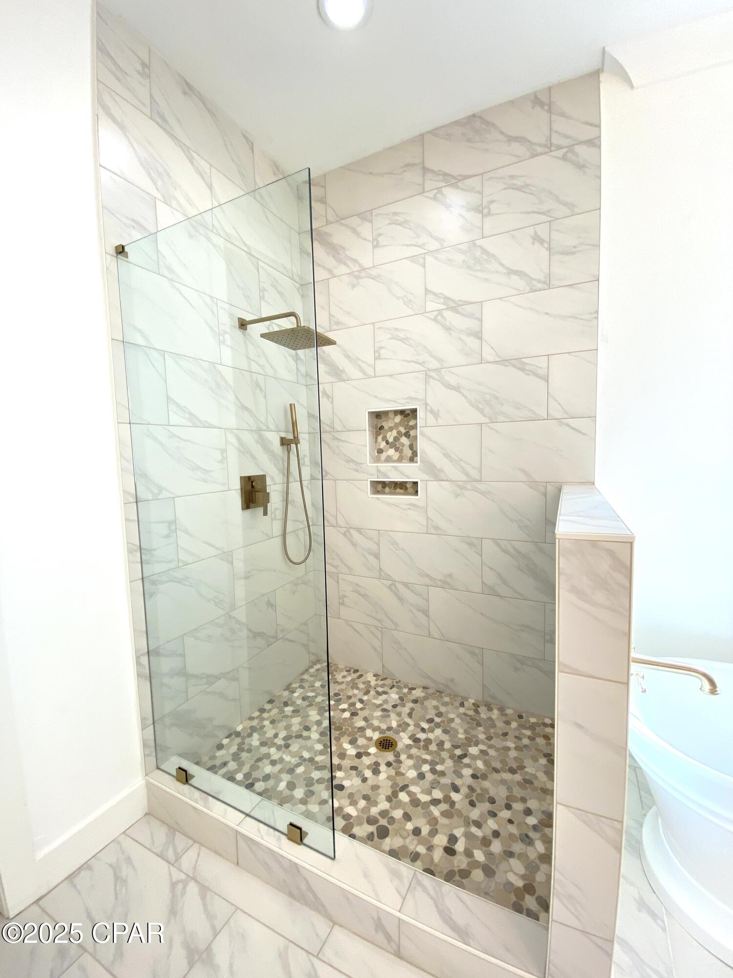 6rqbbtitregfr0encylmrlafvv6hntdtgrudb8t8v20