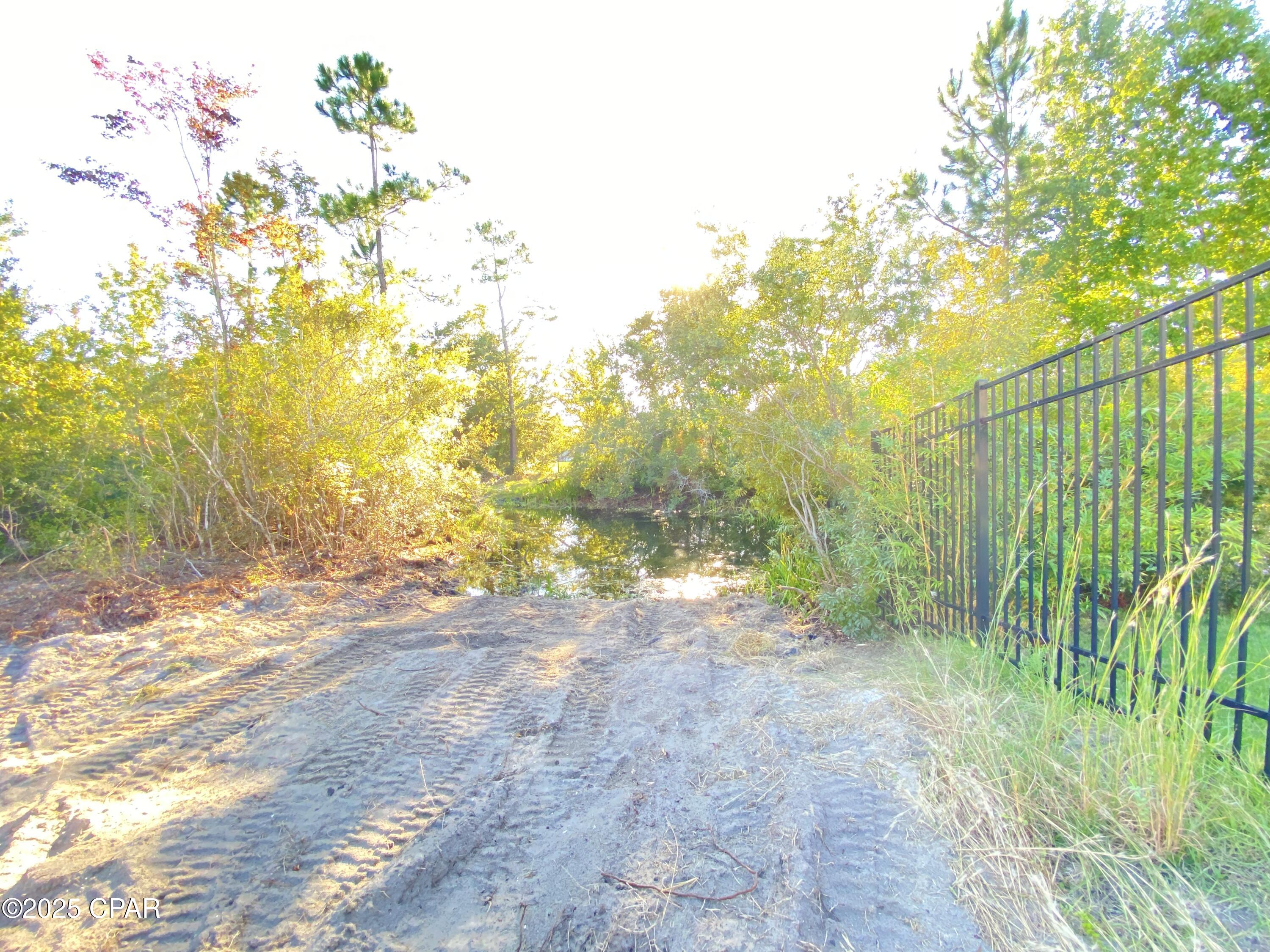 Image 48 For 610 Shady Oaks Lane