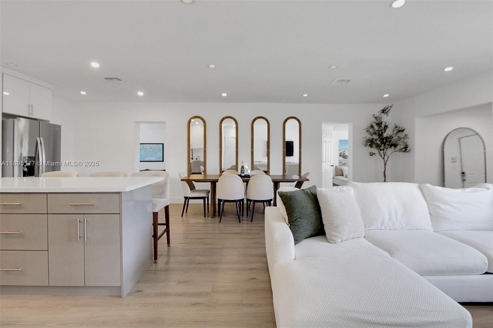 Property photo # 6