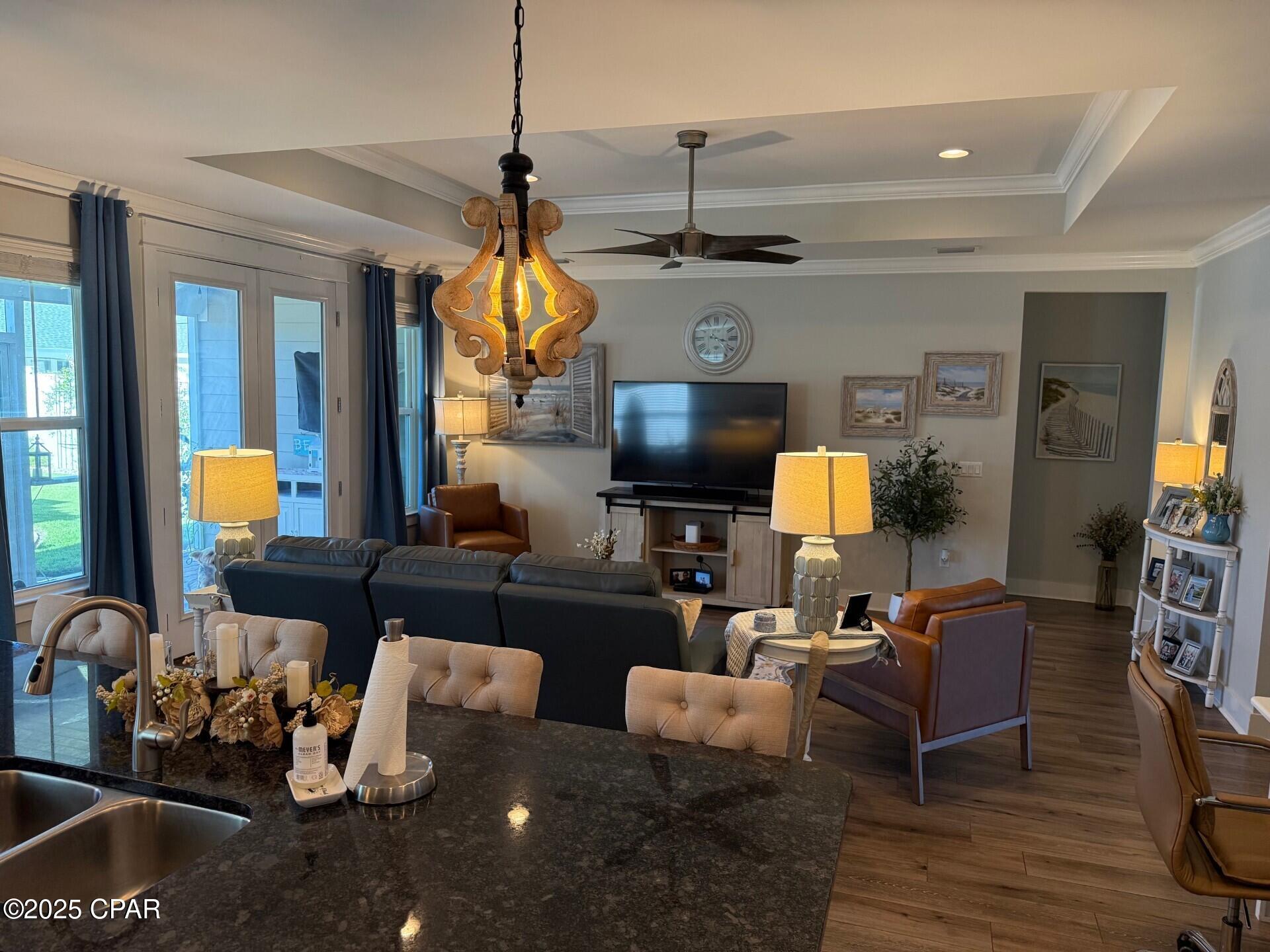 Qcyoijmpxrvugpjmm1qqdwtvrst0loxlnnxyxwqynyg