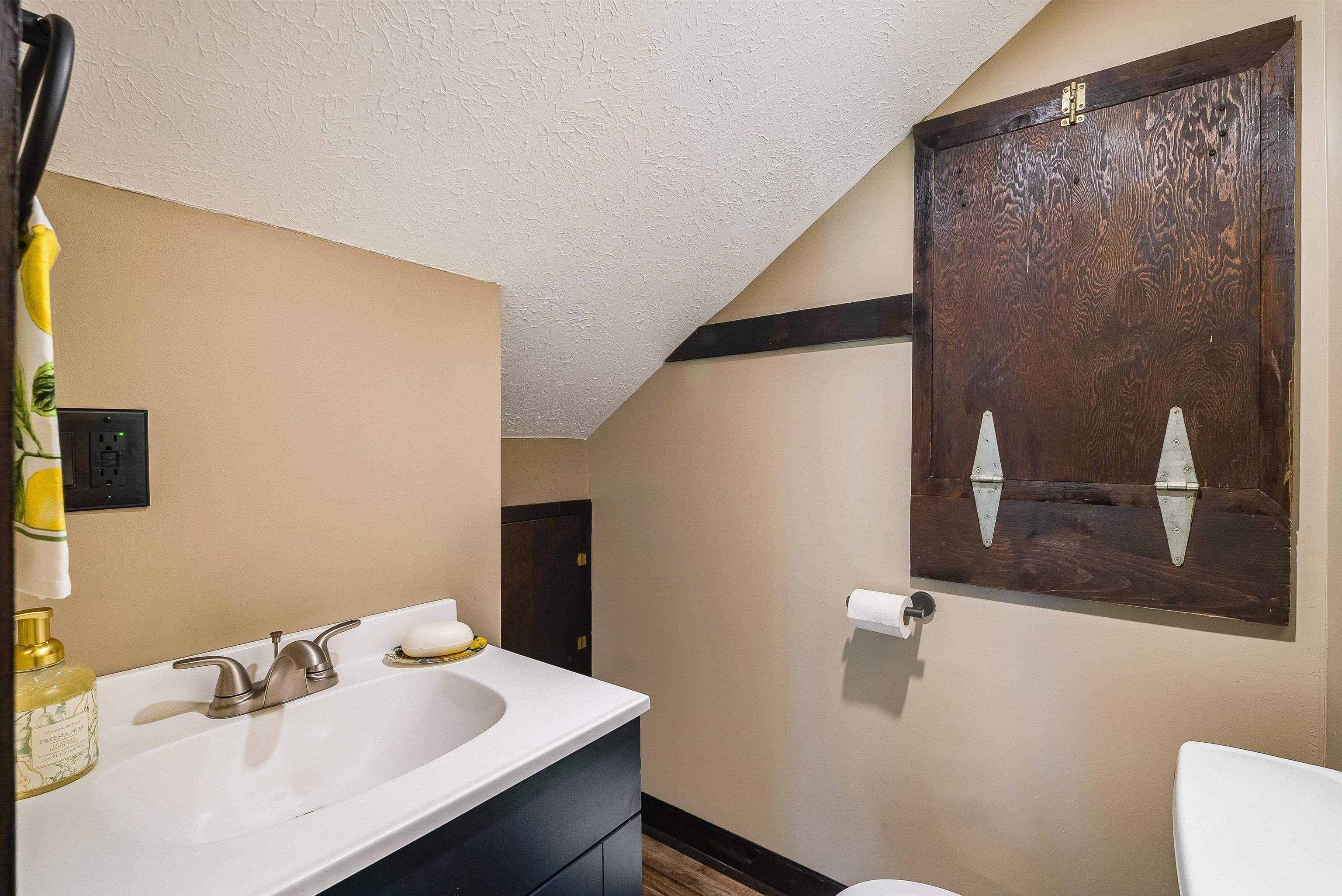 65 Mountain Deer Run