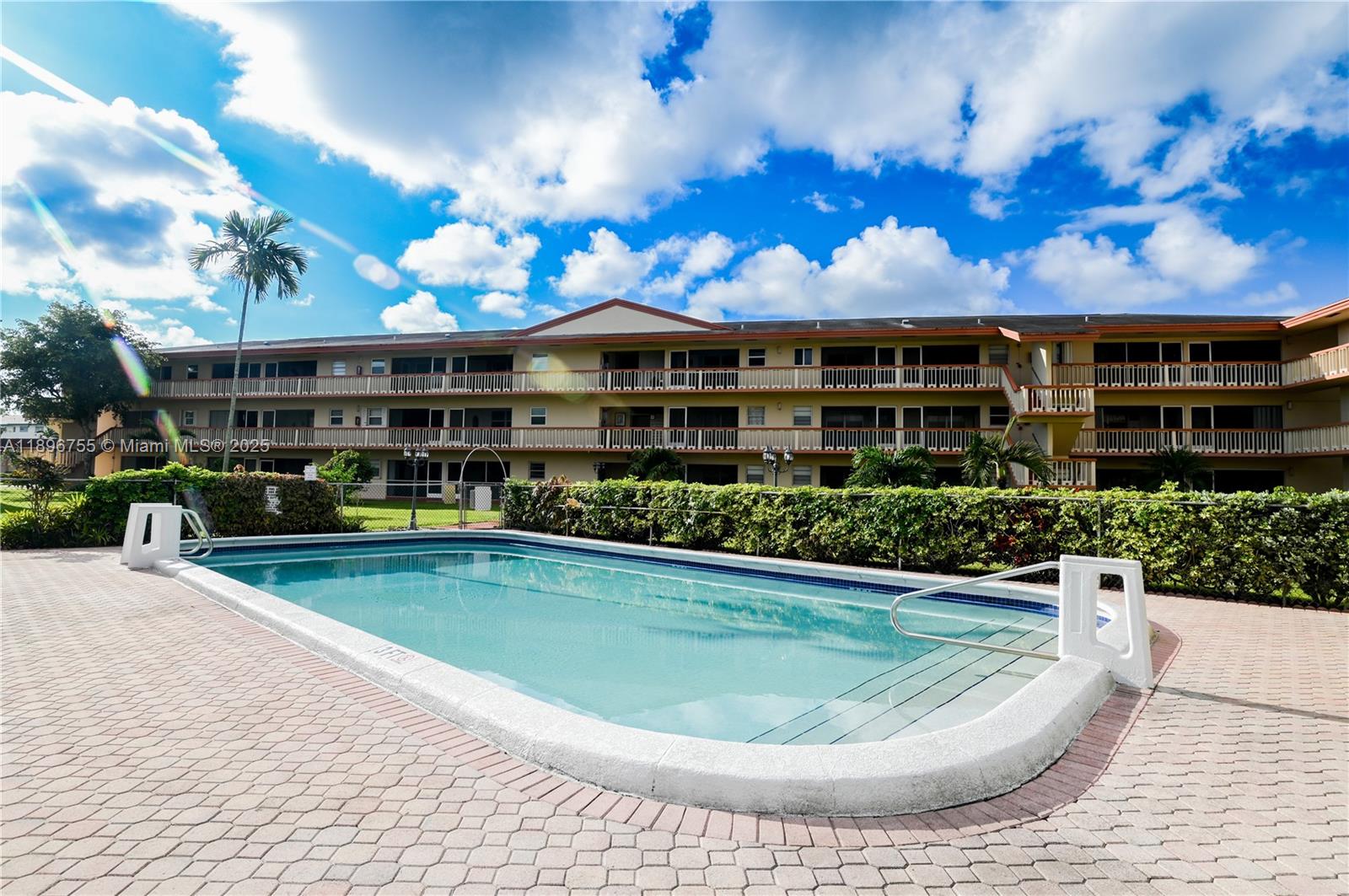 Beverly Hills Condo Numbe