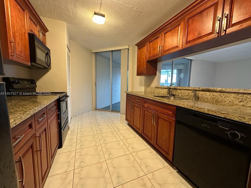 3100 Pine Island Rd Unit 310, Sunrise, Florida 33351
