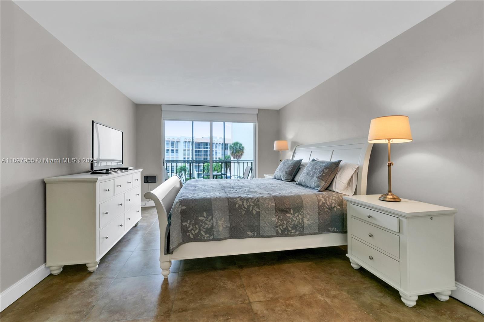 Desoto Park Condo