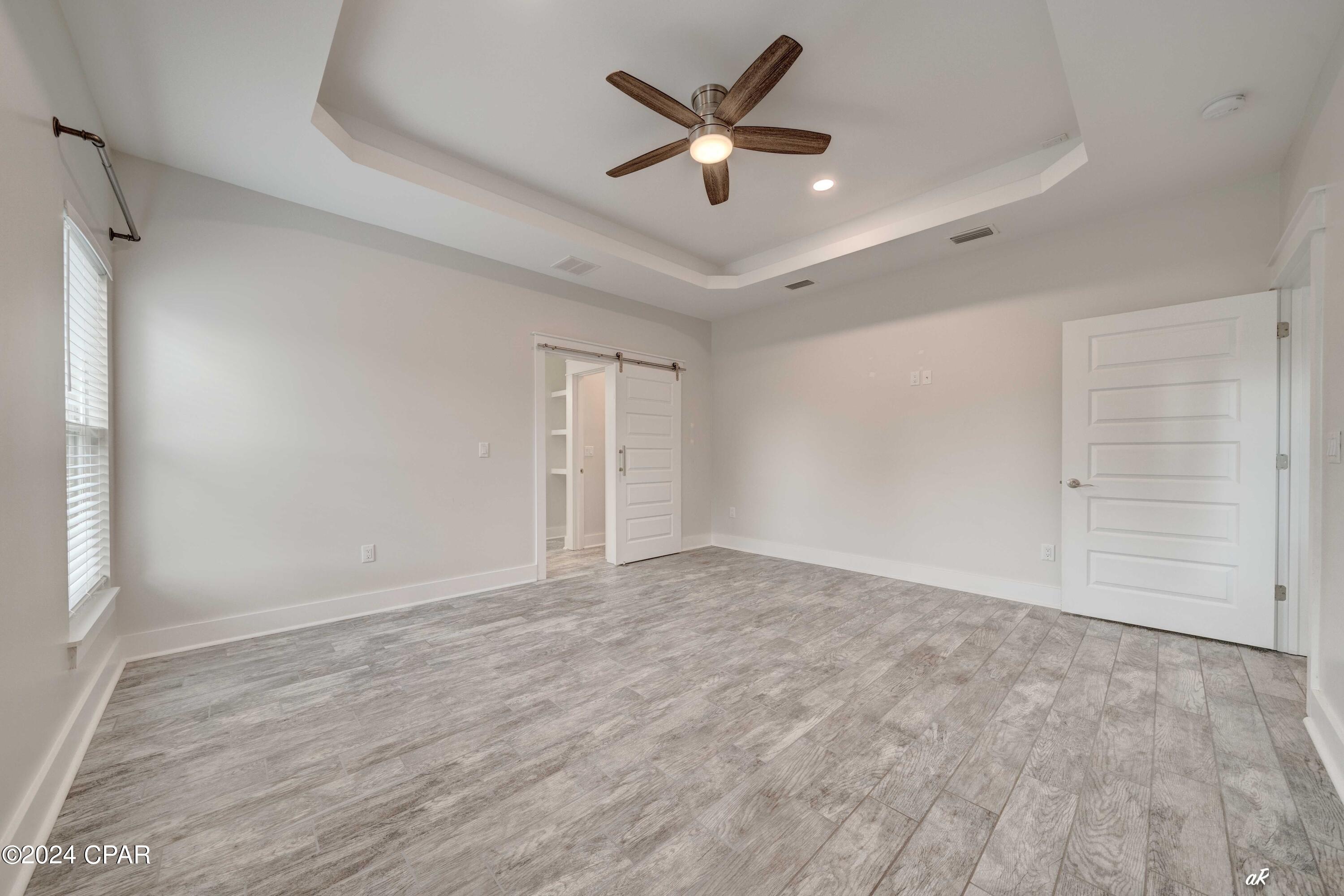 Cc Sfdhuq4todstbrb7exws8z_isqrrsfmrtvz9e6ik