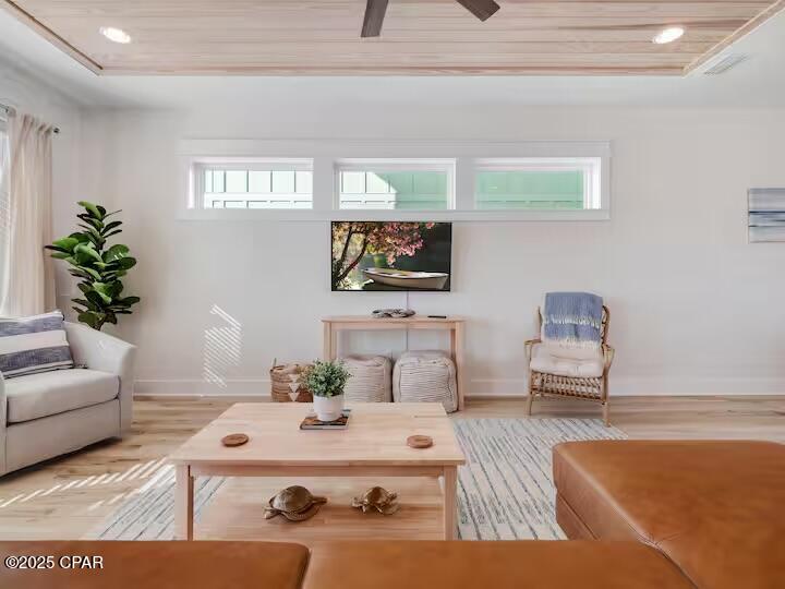 Yqxpi_nwufqlt026nzdftf5omdv3qpes6dyhhhnhlk0