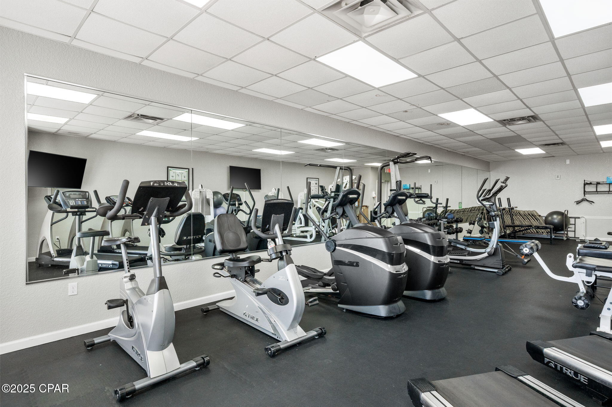 0tp2f0zagktgxytqt0t0kuvos4vzfci3aybhublvjs8