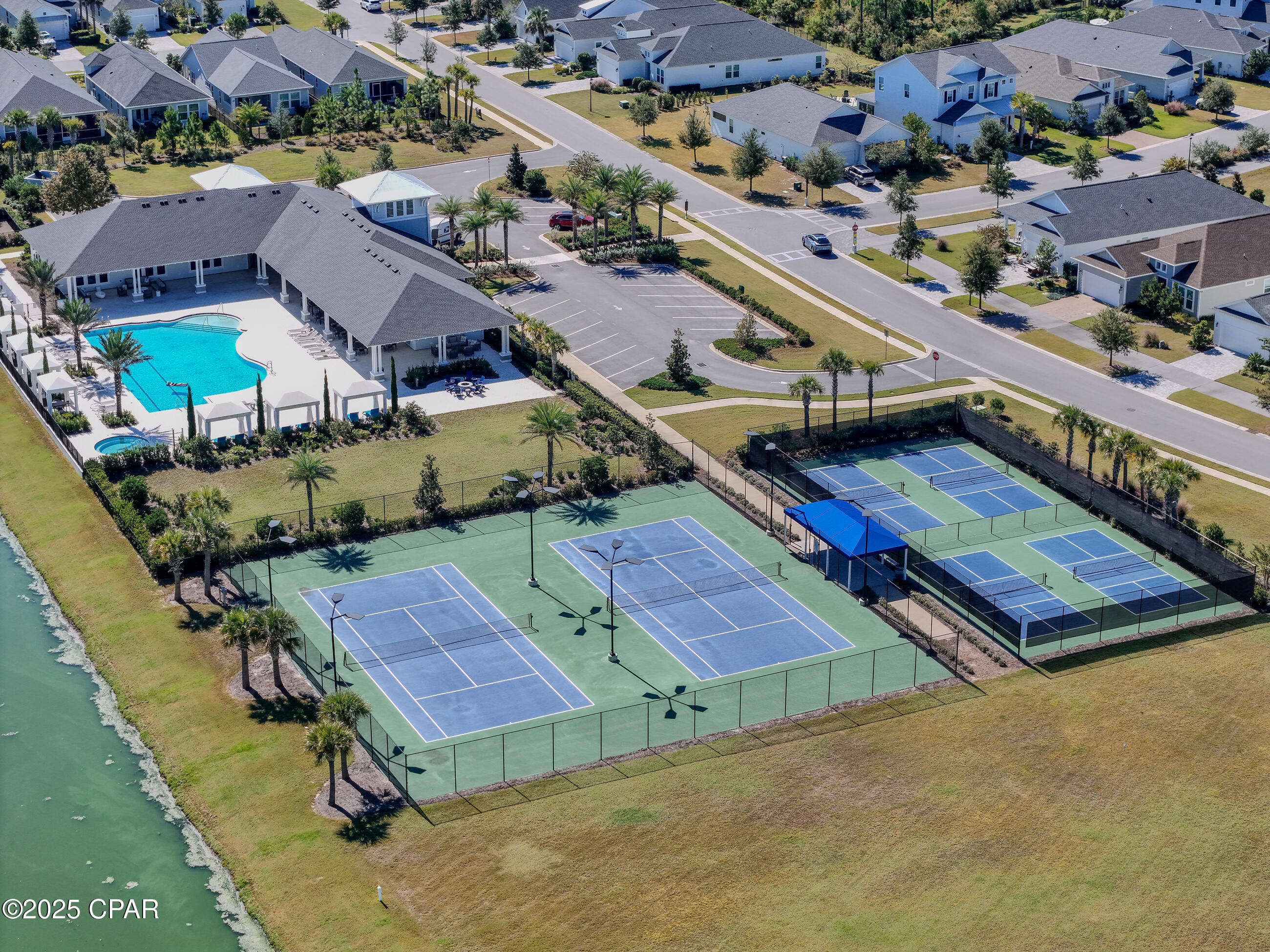 Ixu3ydouae7kzbijsoog9yxyhucbd0gkl2i0d0_fblo