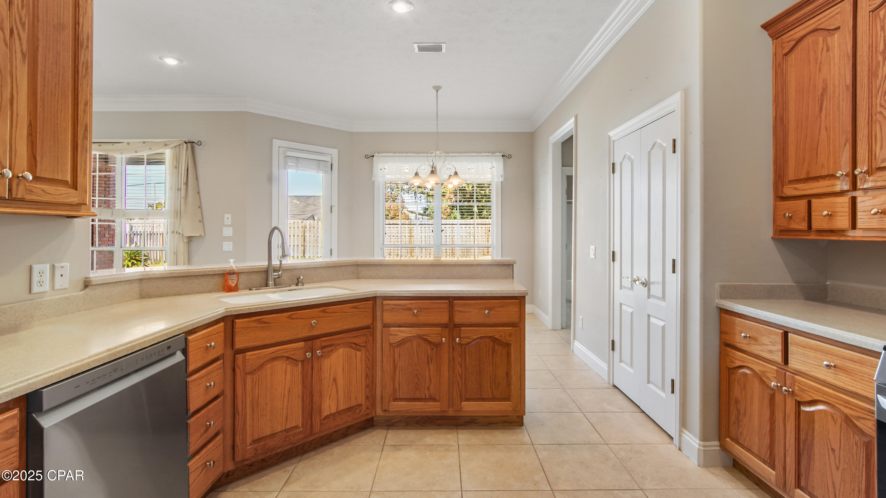 Rgyawi_of20zt8rbt 8jwamwbknfe Z6rjblmocqqdo