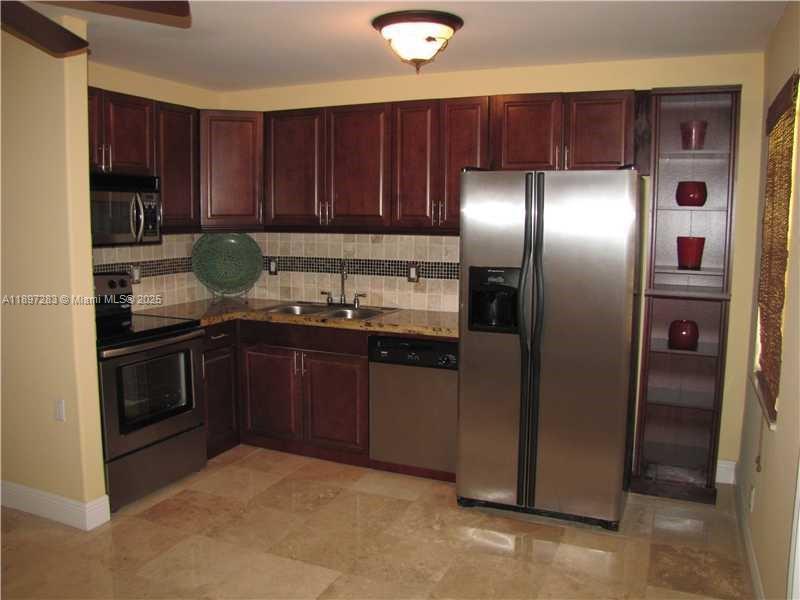 Property photo # 0