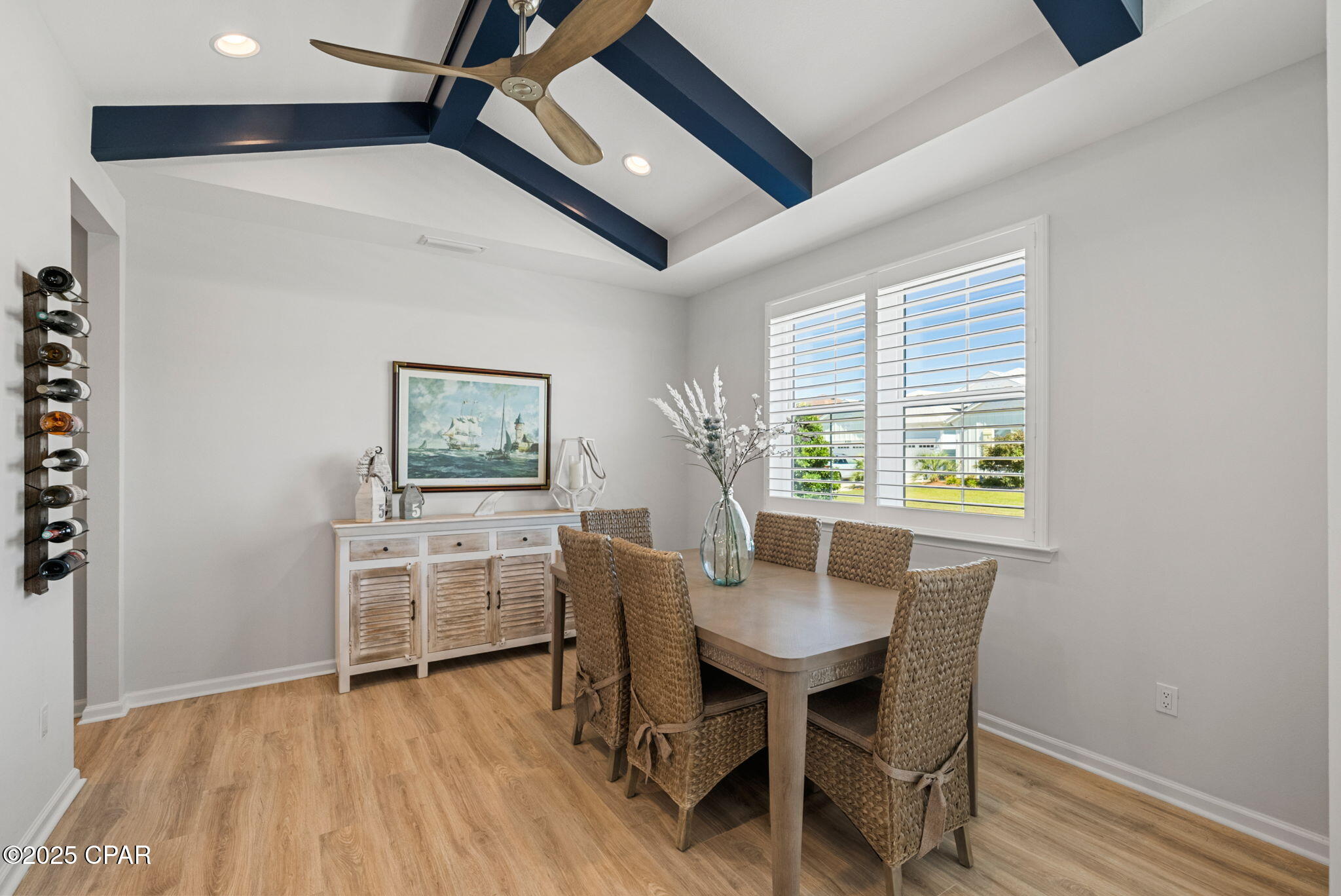 B_qn2wzm27hypmzsl9pmyi_12w8o4qtwrum9avjsrke