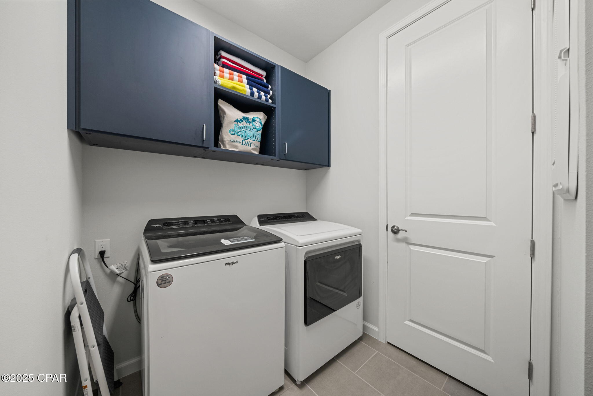  V1q_esnszvnllccafmccf7z1qiow4tkdtg74n9ofmg