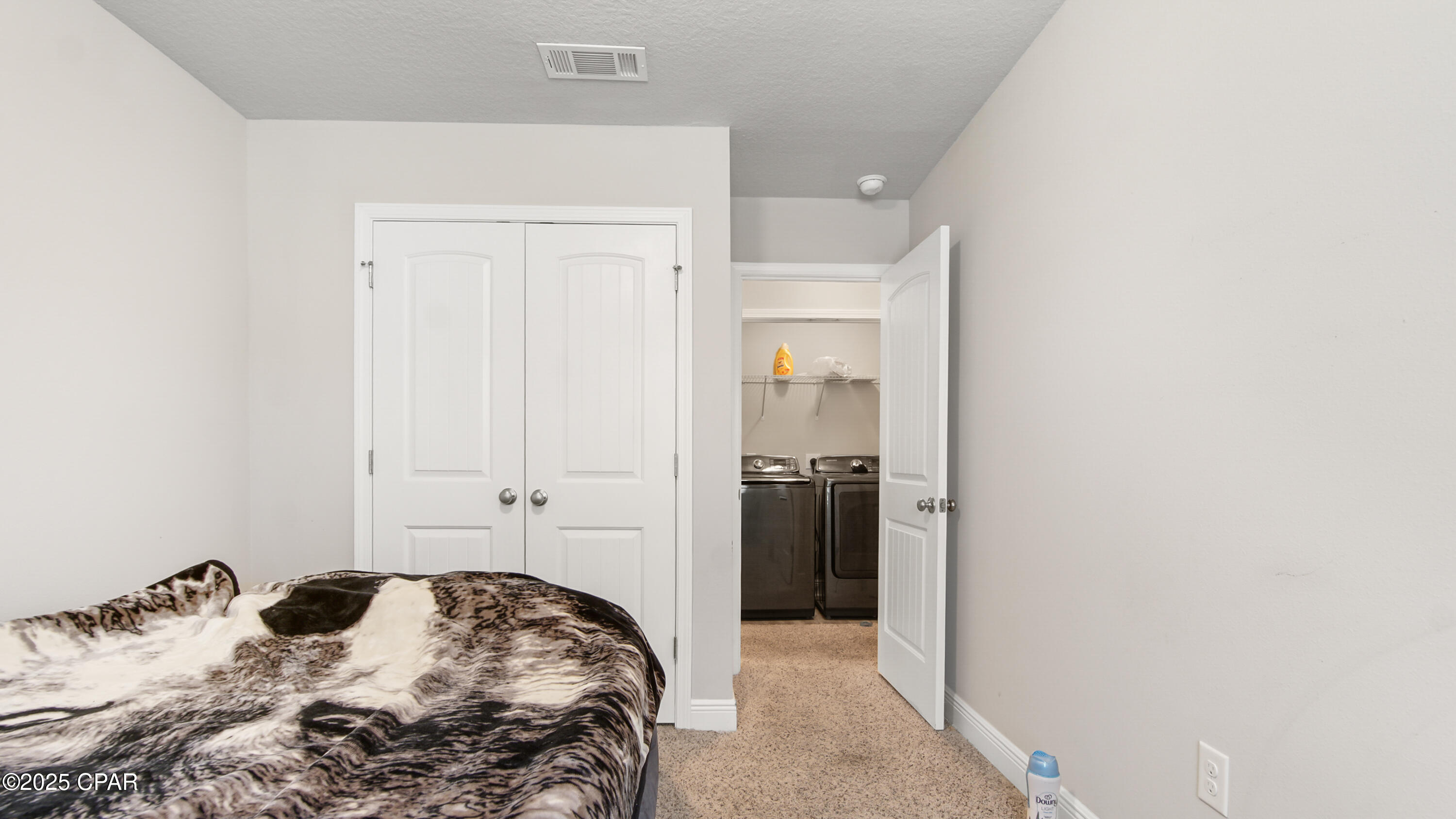 Image 21 For 65 Crossing Lane F