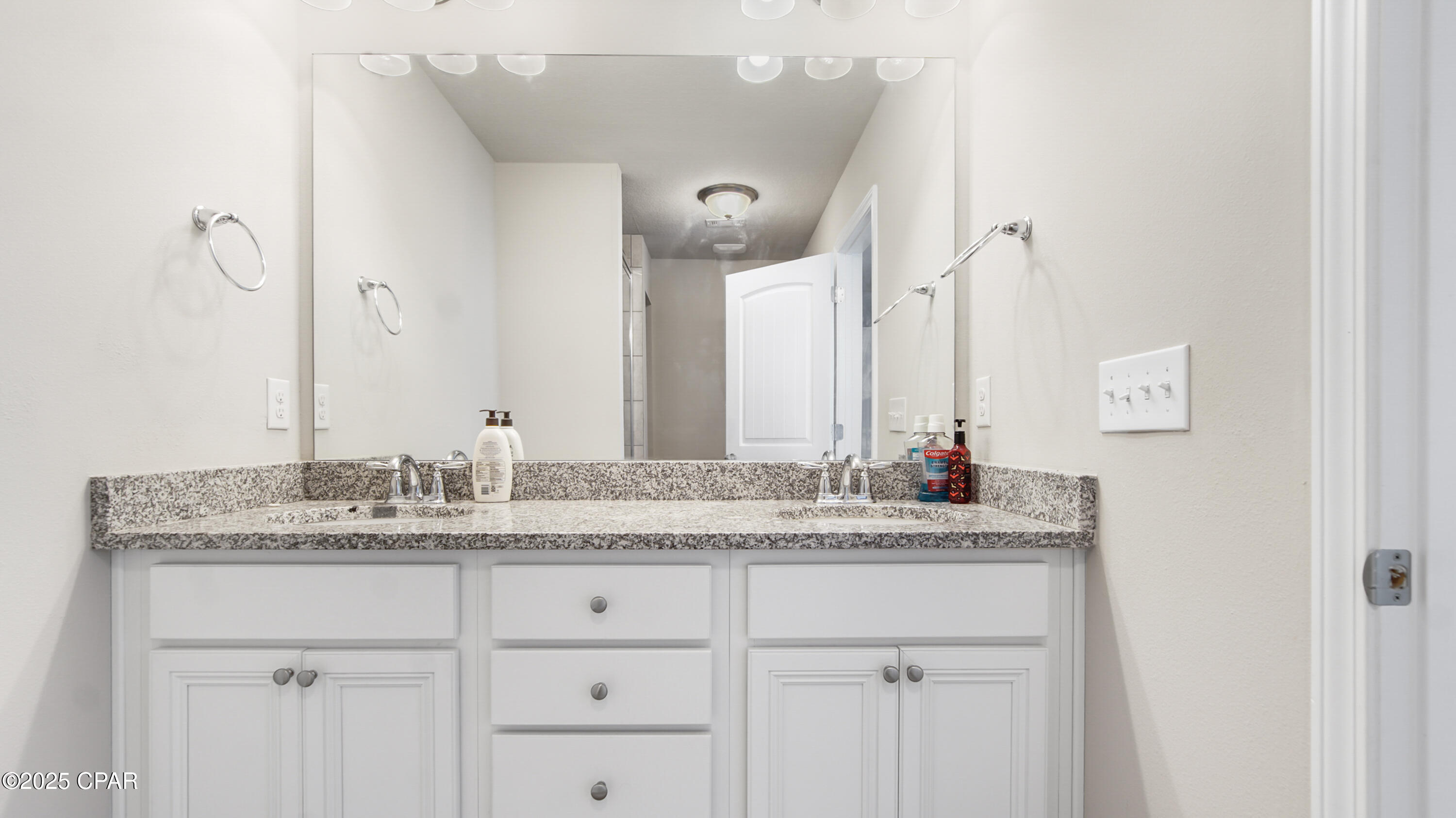 9pacro3jsqdnz4r_zl1wkf8lb_p85vggcgy7fcumqlc