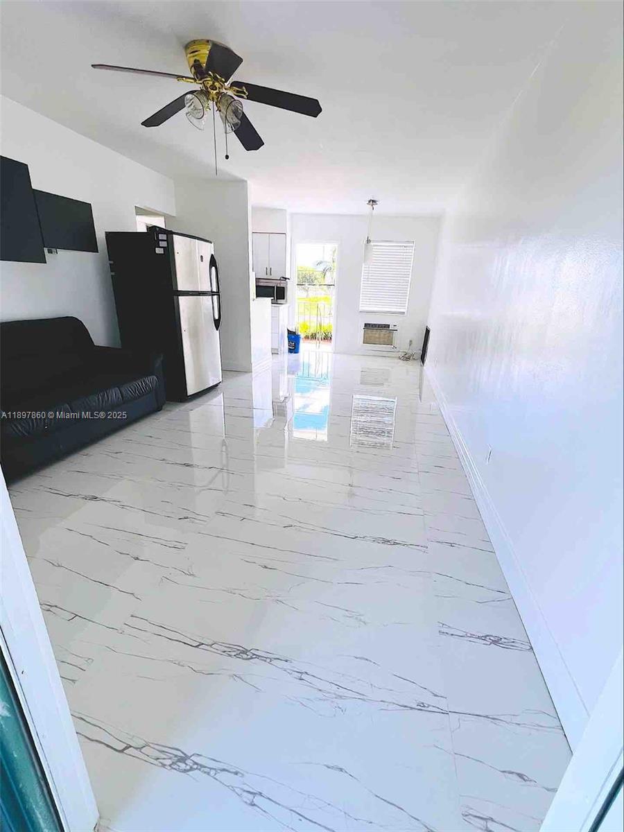 Pembroke House West Condo