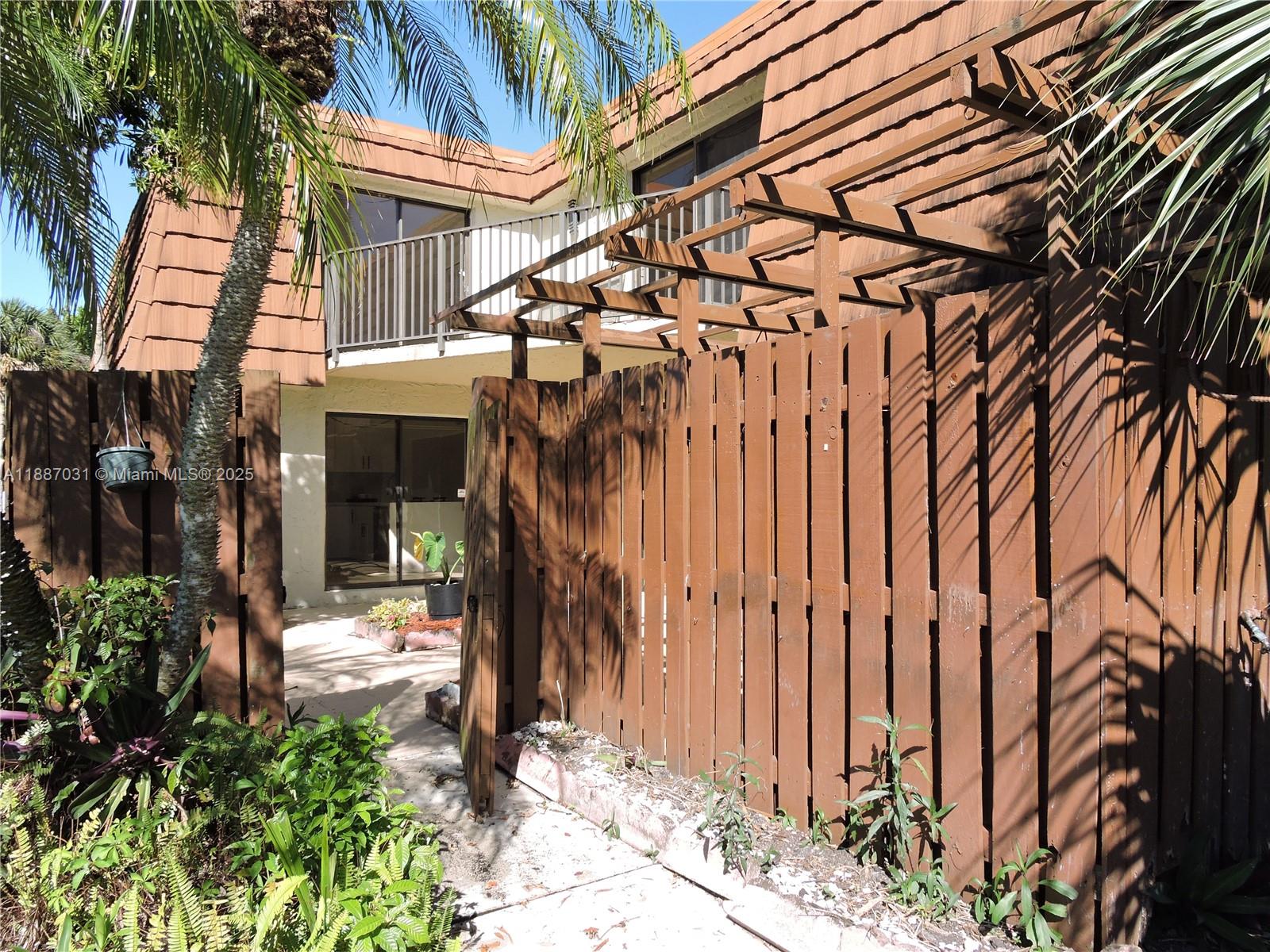 Property photo # 8