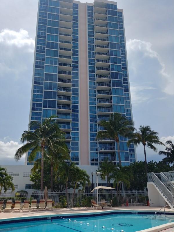 Mirasol Ocean Towers