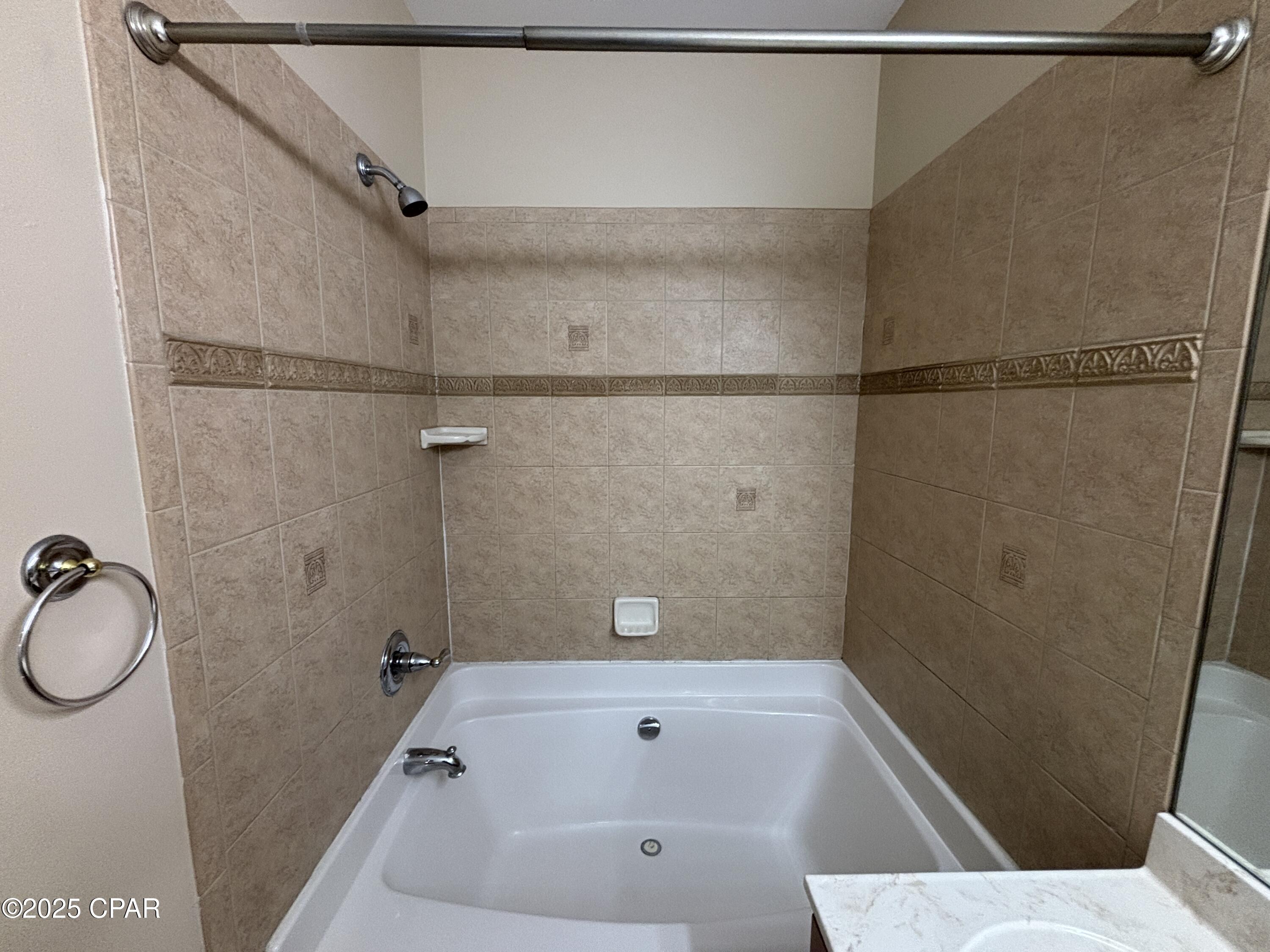 Salpnee2_cjbmi9x3xnpk7xofacjdmbumrhy0bbj0vm