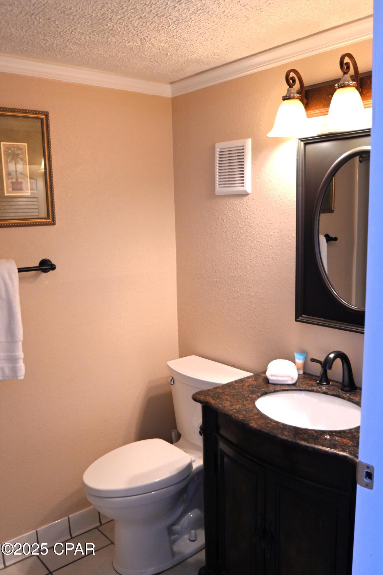 F  2vmk7uiqxfet0i1yy8kybuiggt4eqyaeukuzvnma