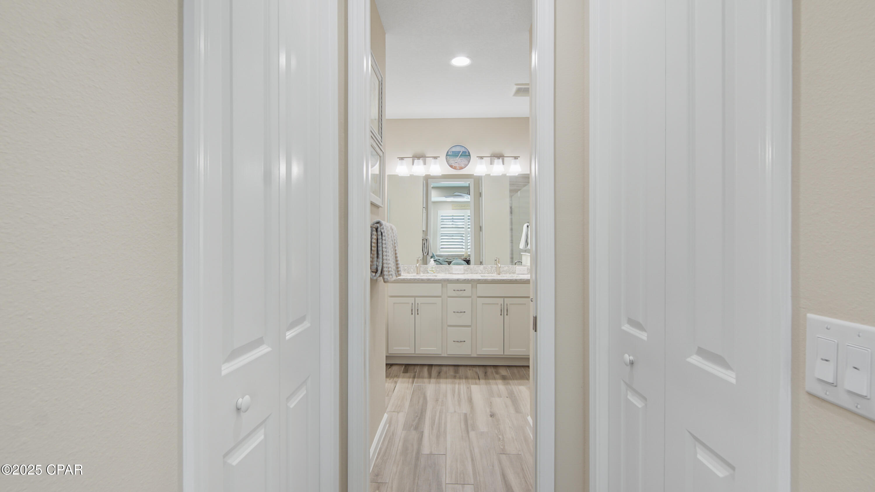 Wlvidfazan2ioi0xi Duwhyibbatggjw Fiqbjhbaa0