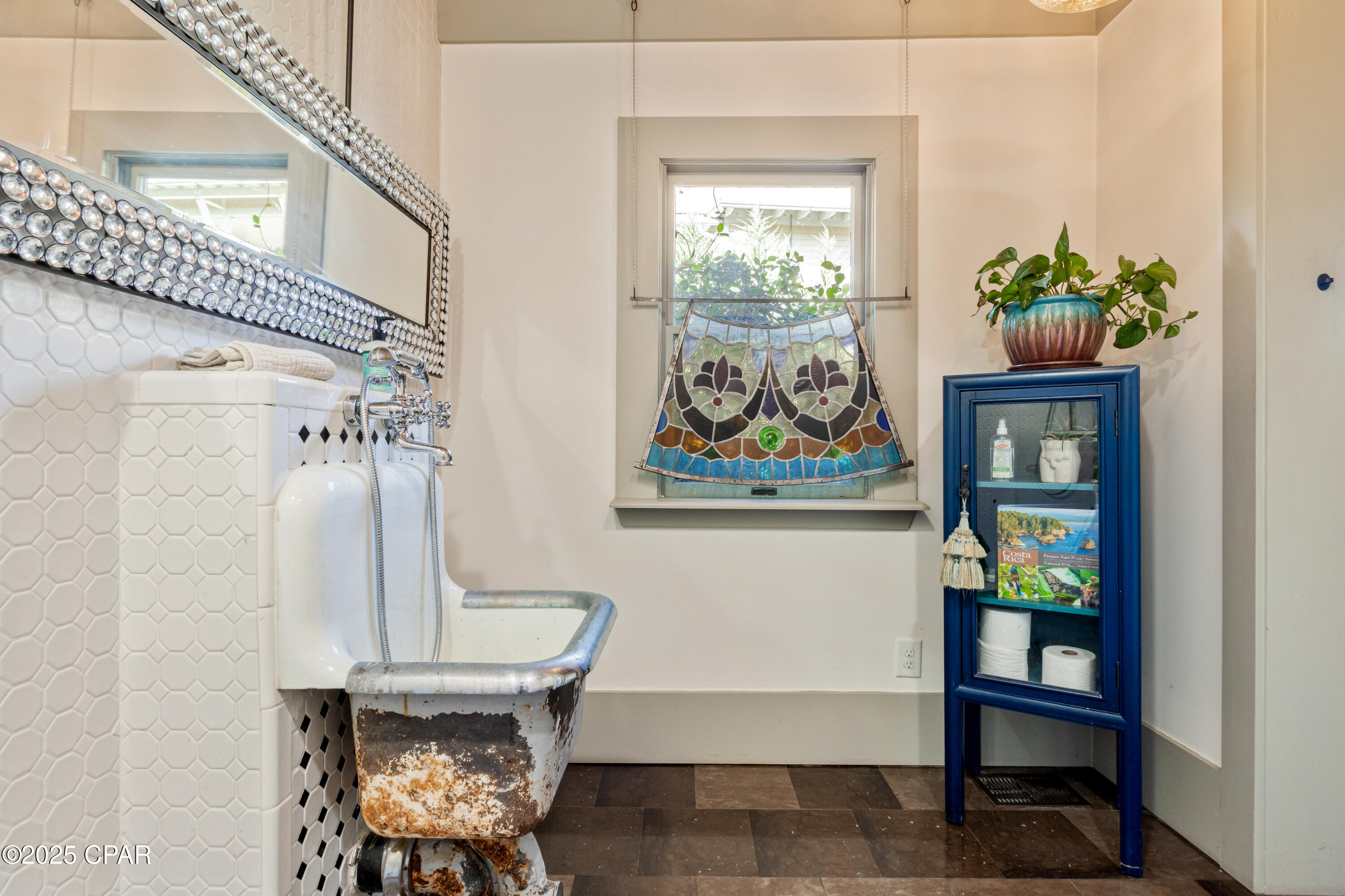 Tlnvl7auh1kuu50gwjwe4_e1qkav1jt1fupd83zueqy