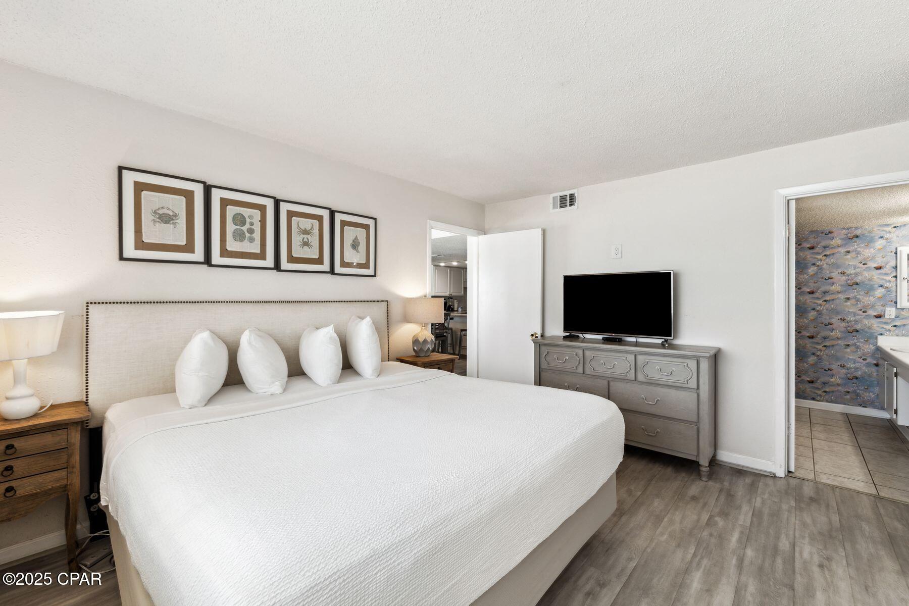 T_qidwaxq4hfxyvd25vy2jmivh2aadcqqfkjuzzzp7w