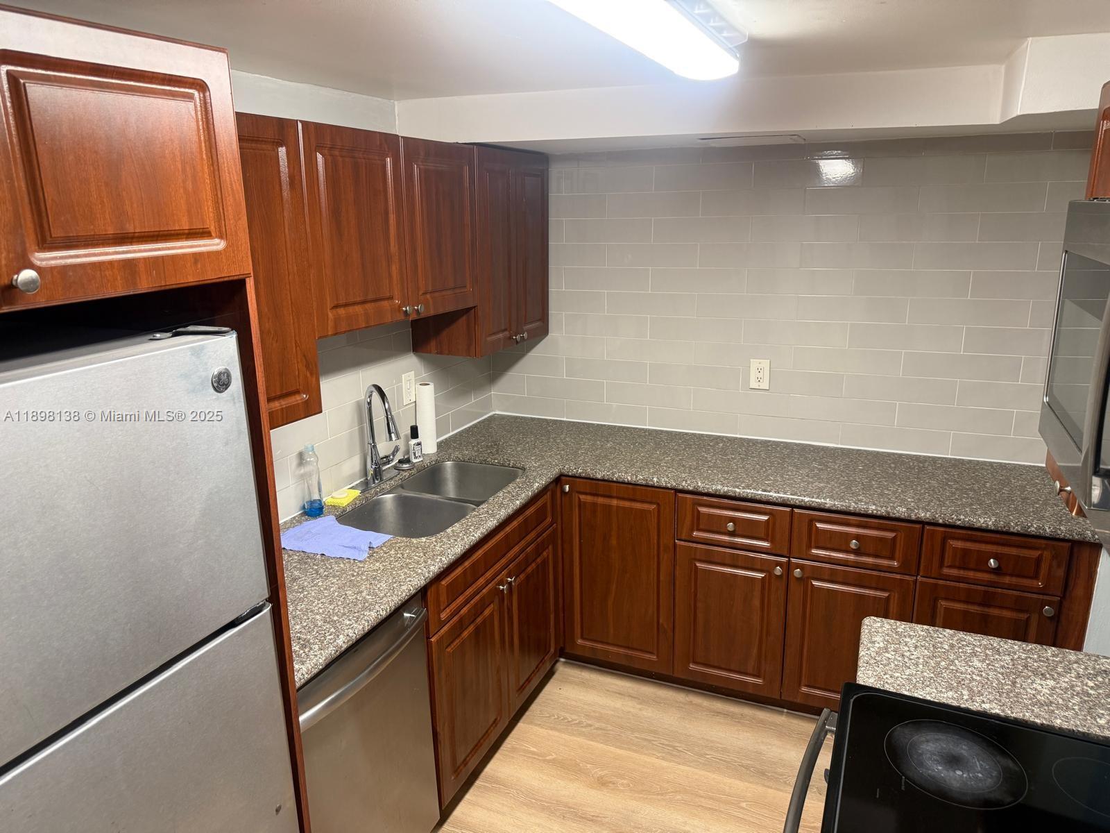 Property photo # 8