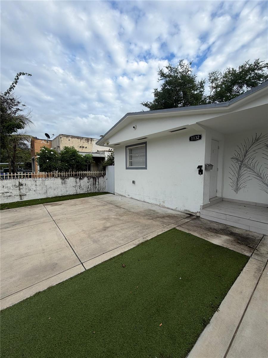 Property photo # 0
