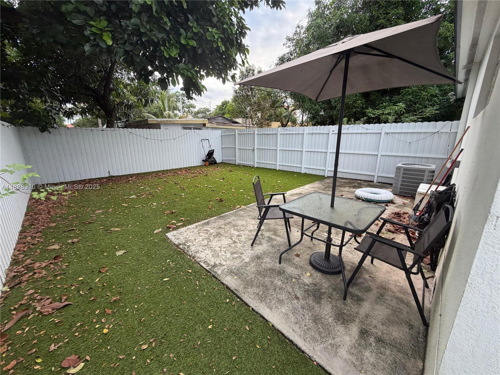 Property photo # 4