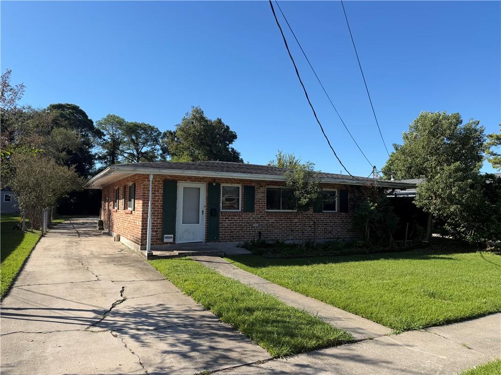 Nestled on a quiet street , this house sits on a large, sprawling lot !  The house is steps from the levee . Renovate or build your dream home on the large lot .   There are no utilities on in the house.
