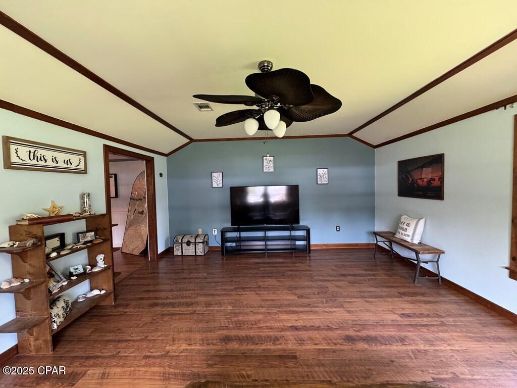 E_hpq8tilmzhwc4nhhpflcqxce6qi25aniljh3bn080