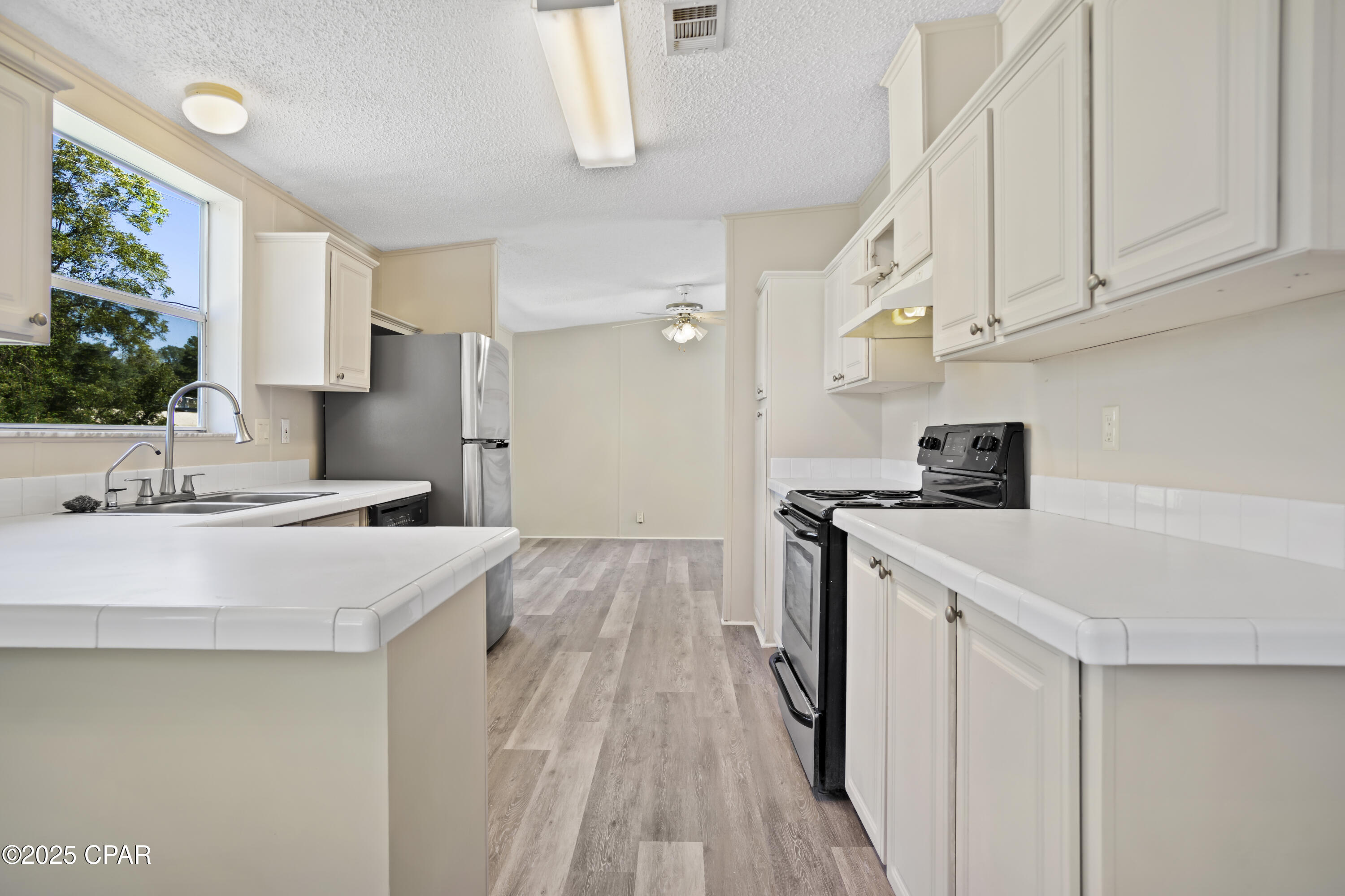 Jeuhi 1c 7of60ki09f7vkvgctriatsfqkr3jbrm3d4