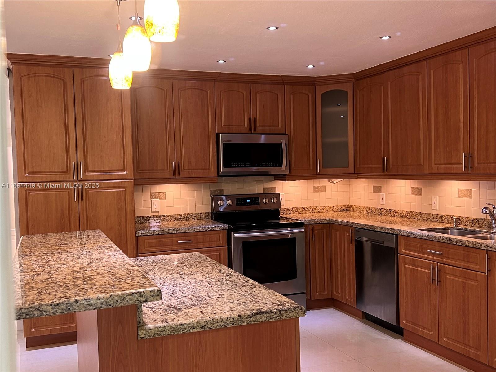 Property photo # 4