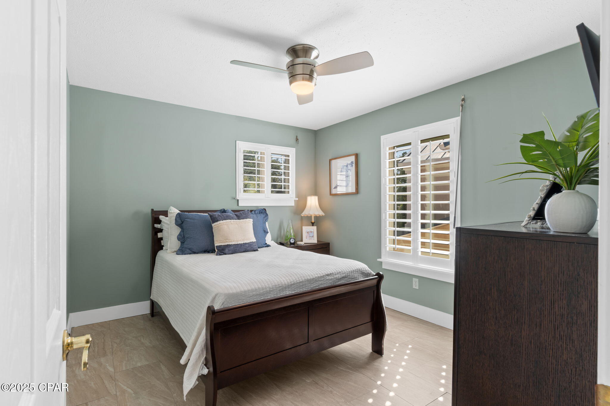 Fqizx23dirzw3pdj_vmv1xd0 On2 T2clgesu_ubtt0