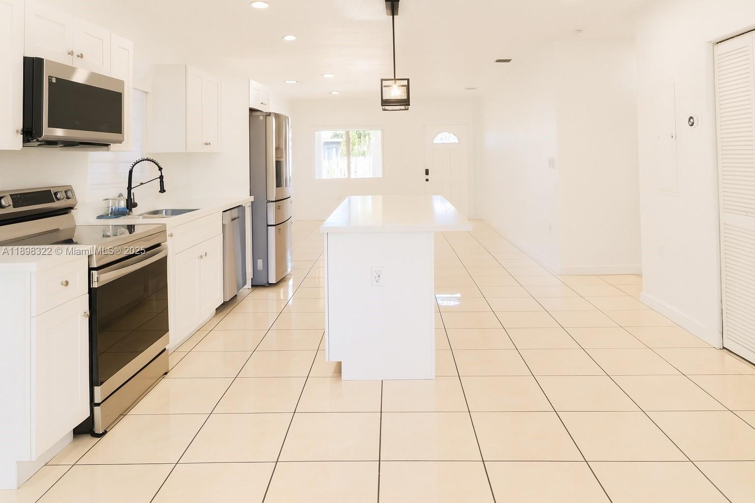 Property photo # 2