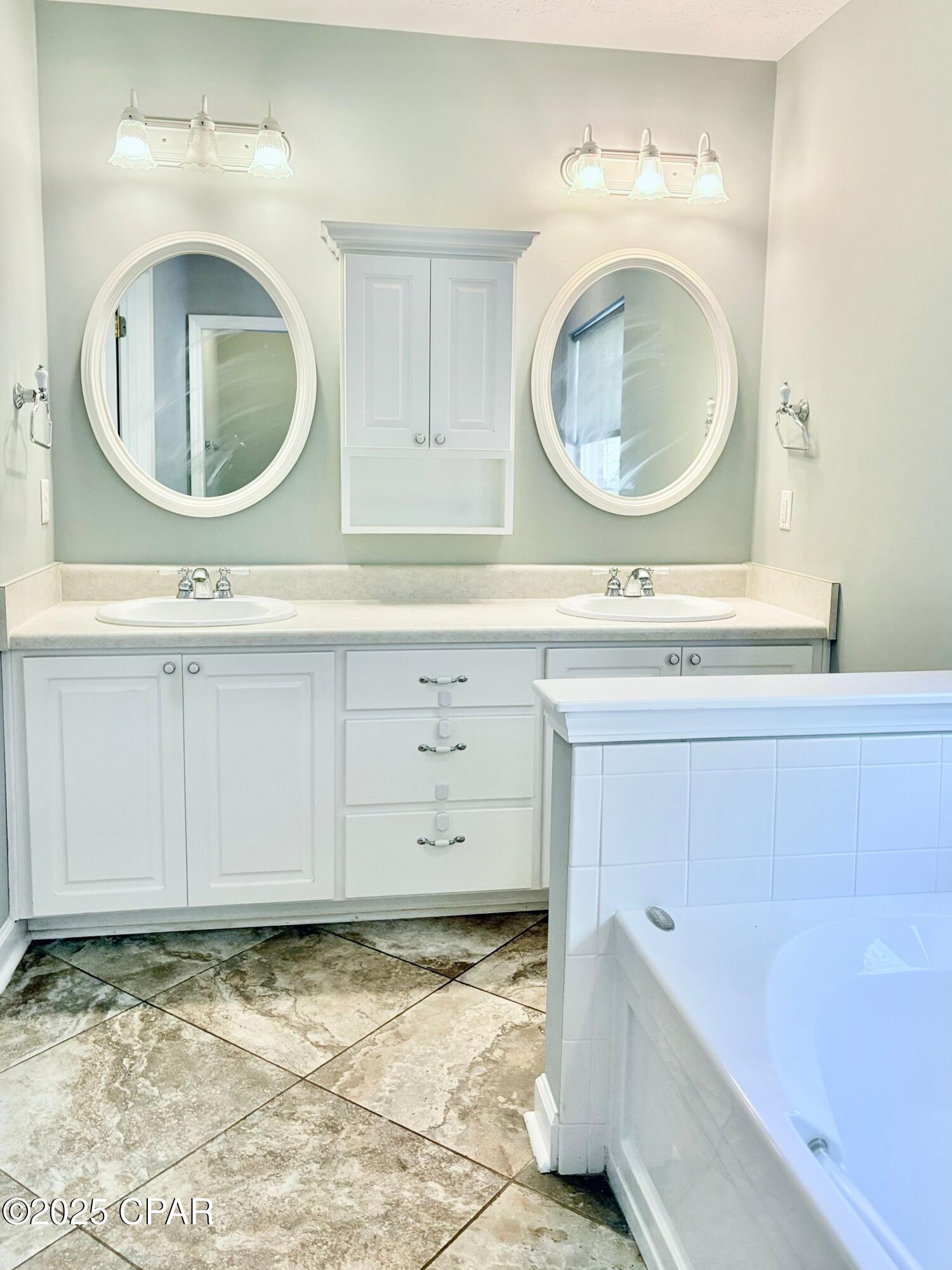 Weuptyxmjy  Q Qty0mzfkiostfy6syb0pjudskfifk